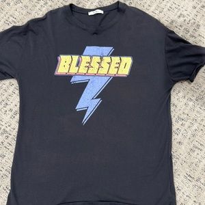 oversized graphic tee